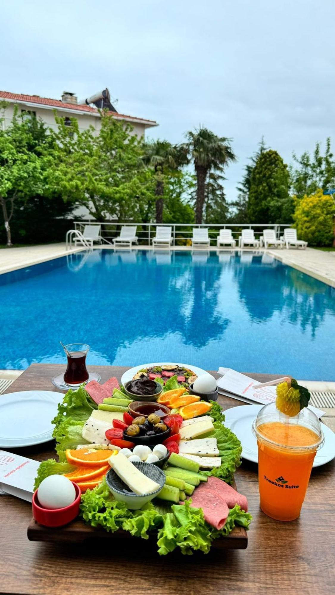 Treekos Suite Hotel Istanbul Airport Arnavutkoy Exterior foto